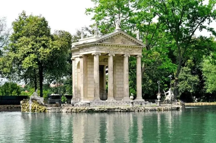 Luxury Mansard Villa Borghese Rome