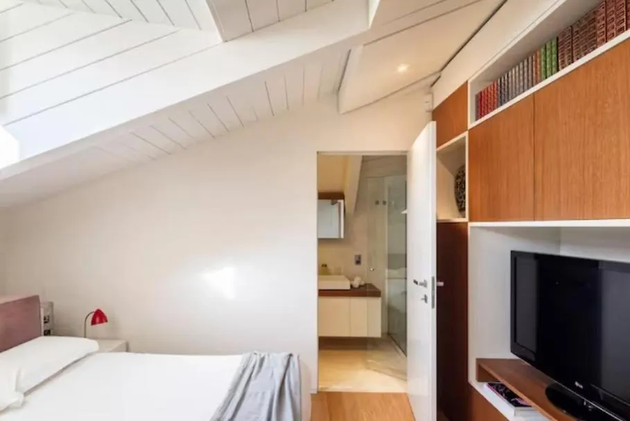 Apartment Luxury Mansard Villa Borghese Rome Italy